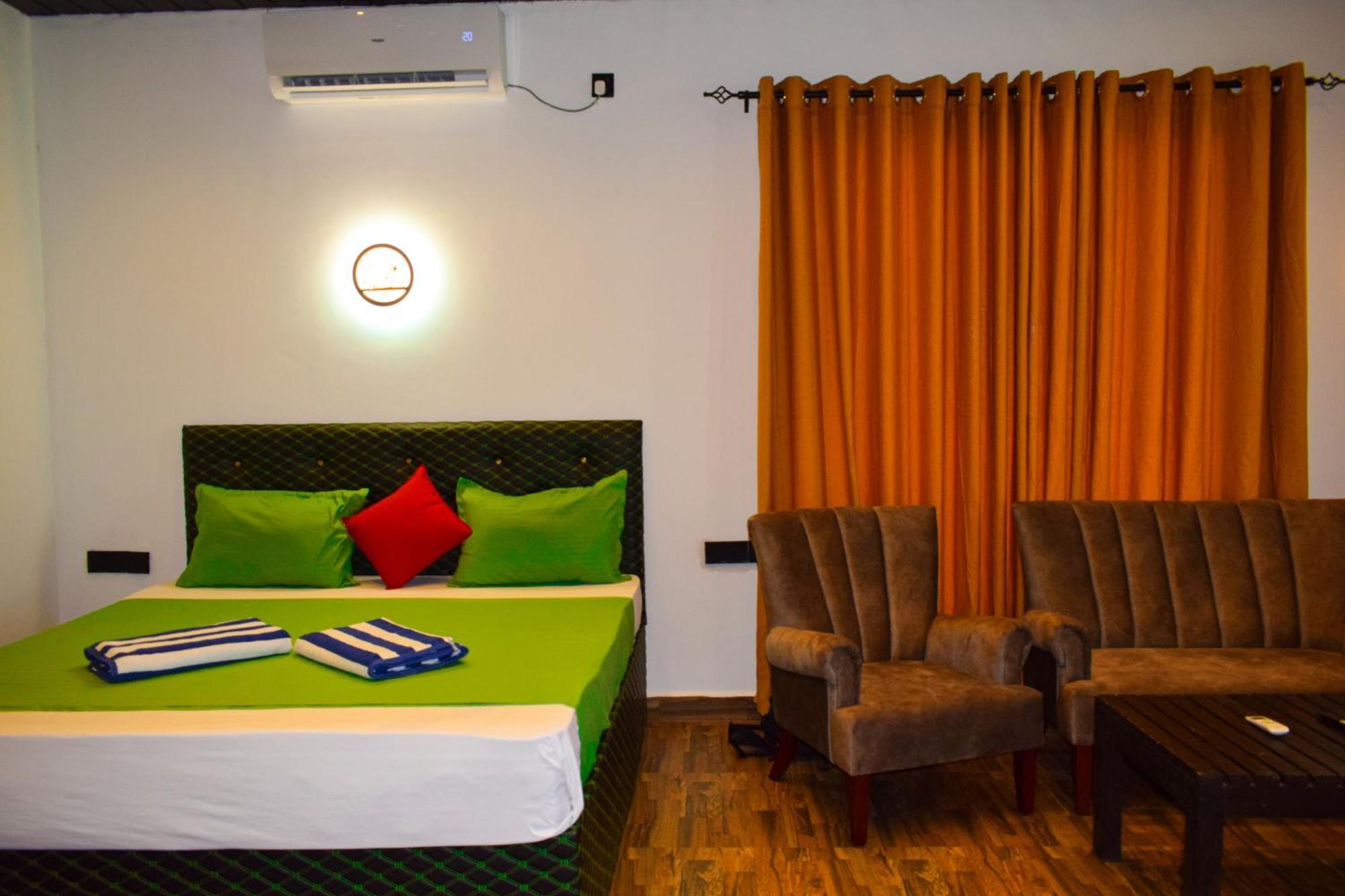 Hotel Green Garden Trincomalee Extérieur photo